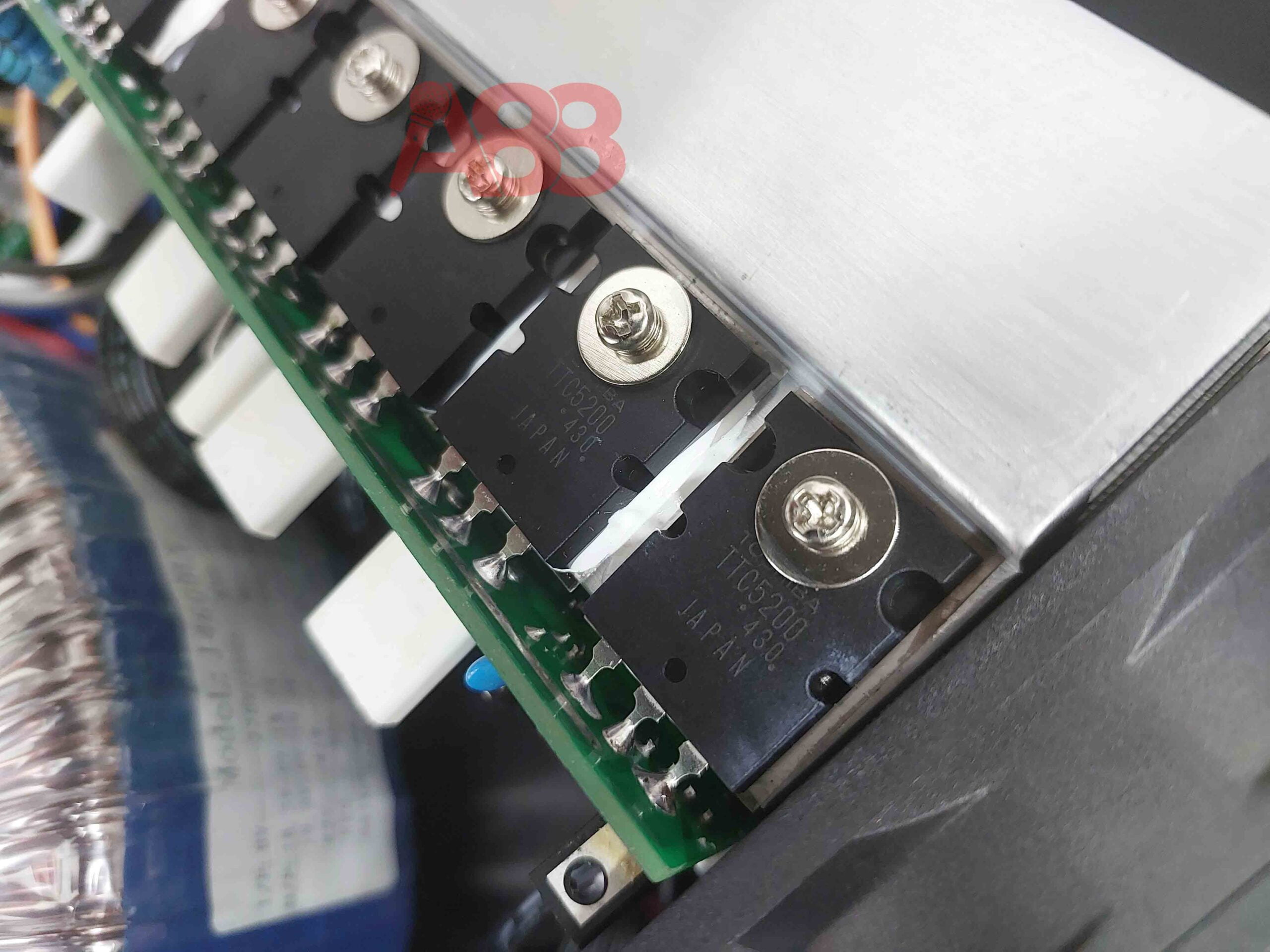 Cục đẩy công suất E3 F4.8