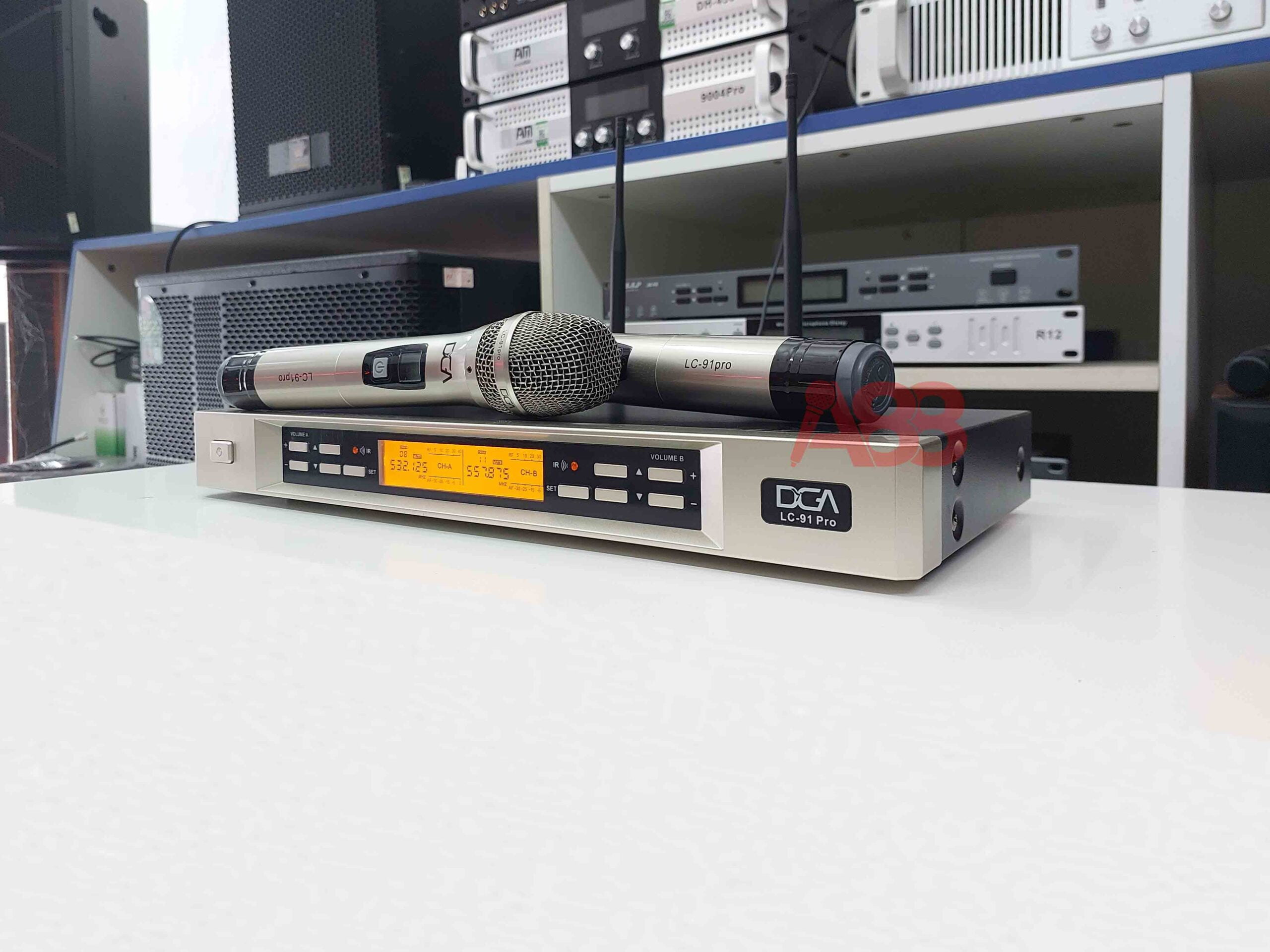 micro không dây dga lc 91 pro