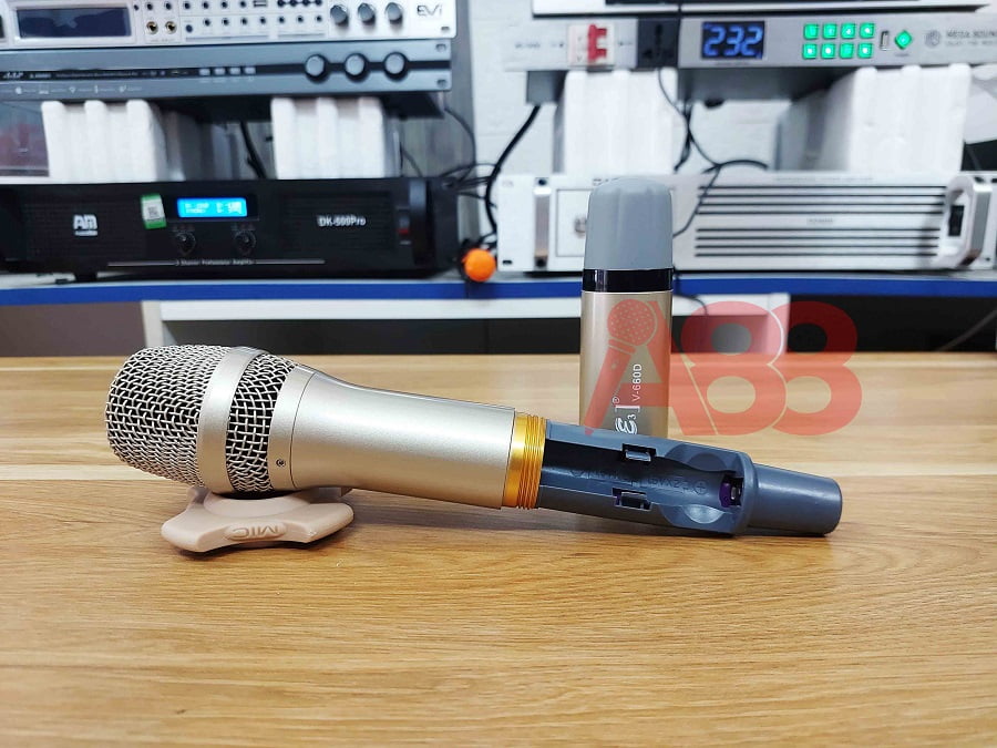 micro không dây e3 v660d micro không dây e3 v660d