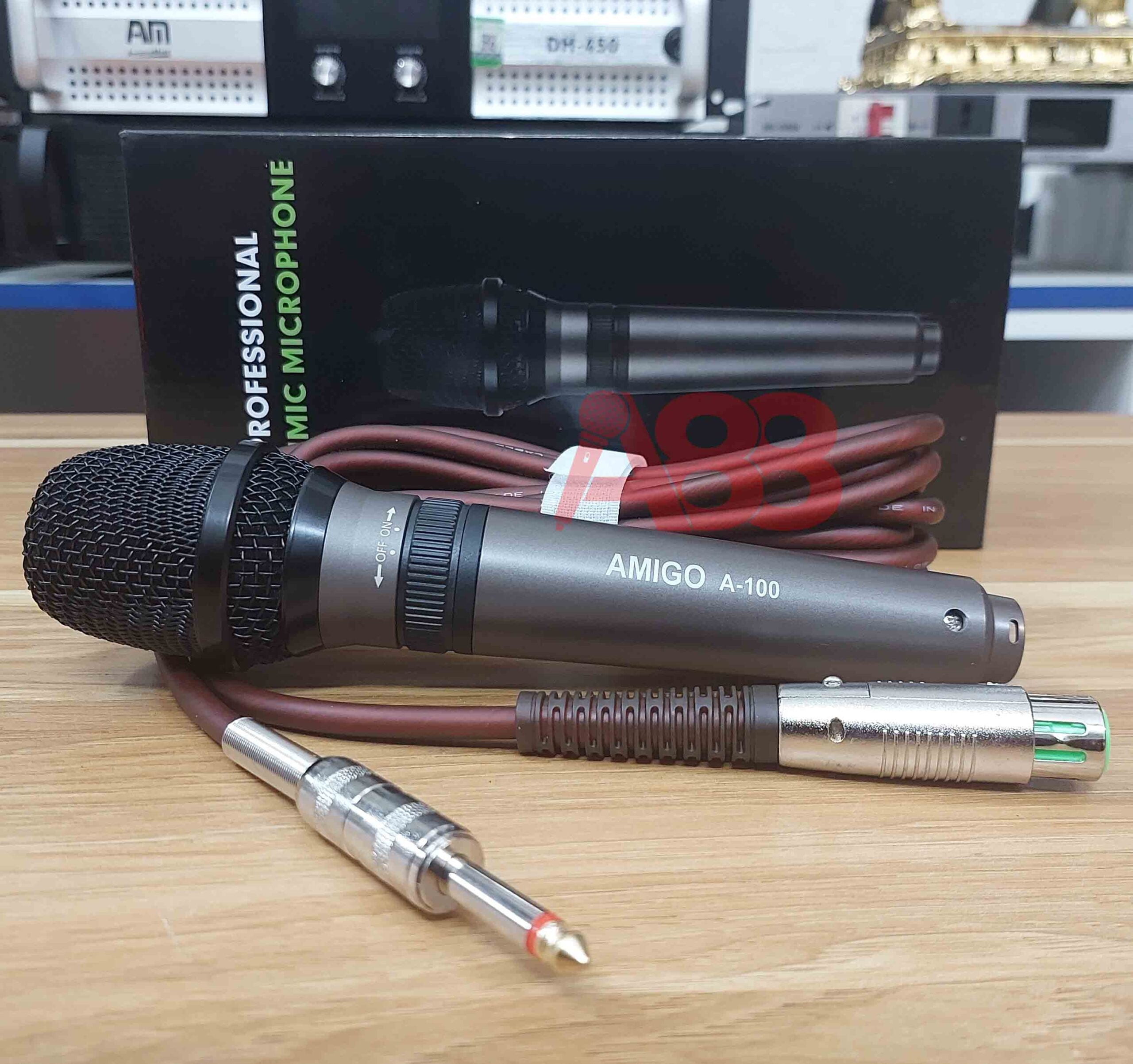 micro có dây amigo a 100