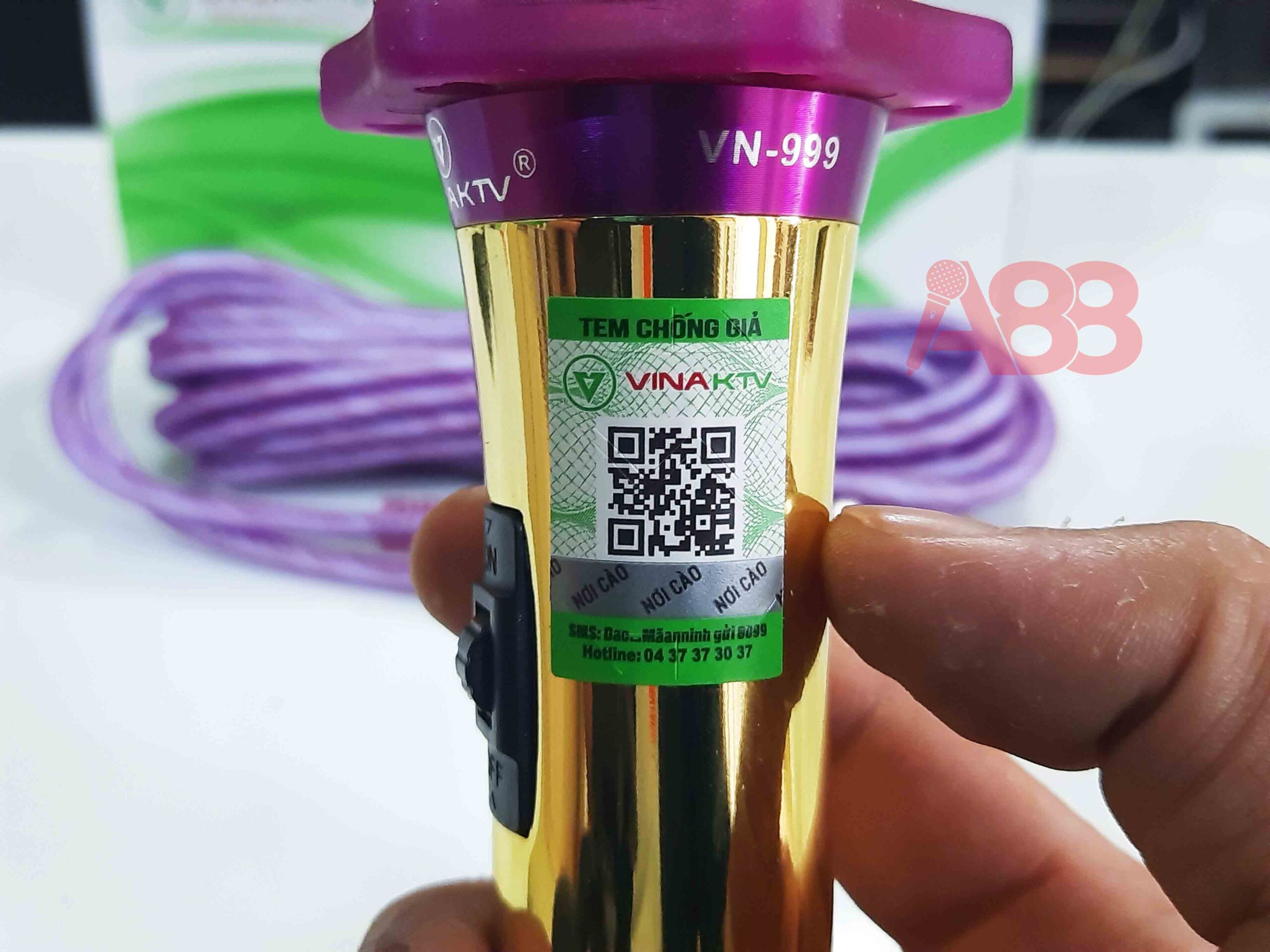 Micro có dây VinaKTV VN999