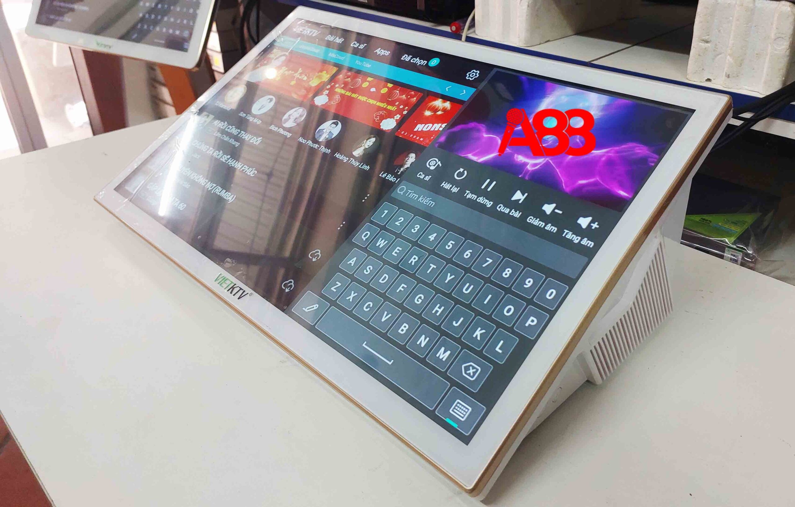 Đầu karaoke liền màn VietKTV AIO20 4T