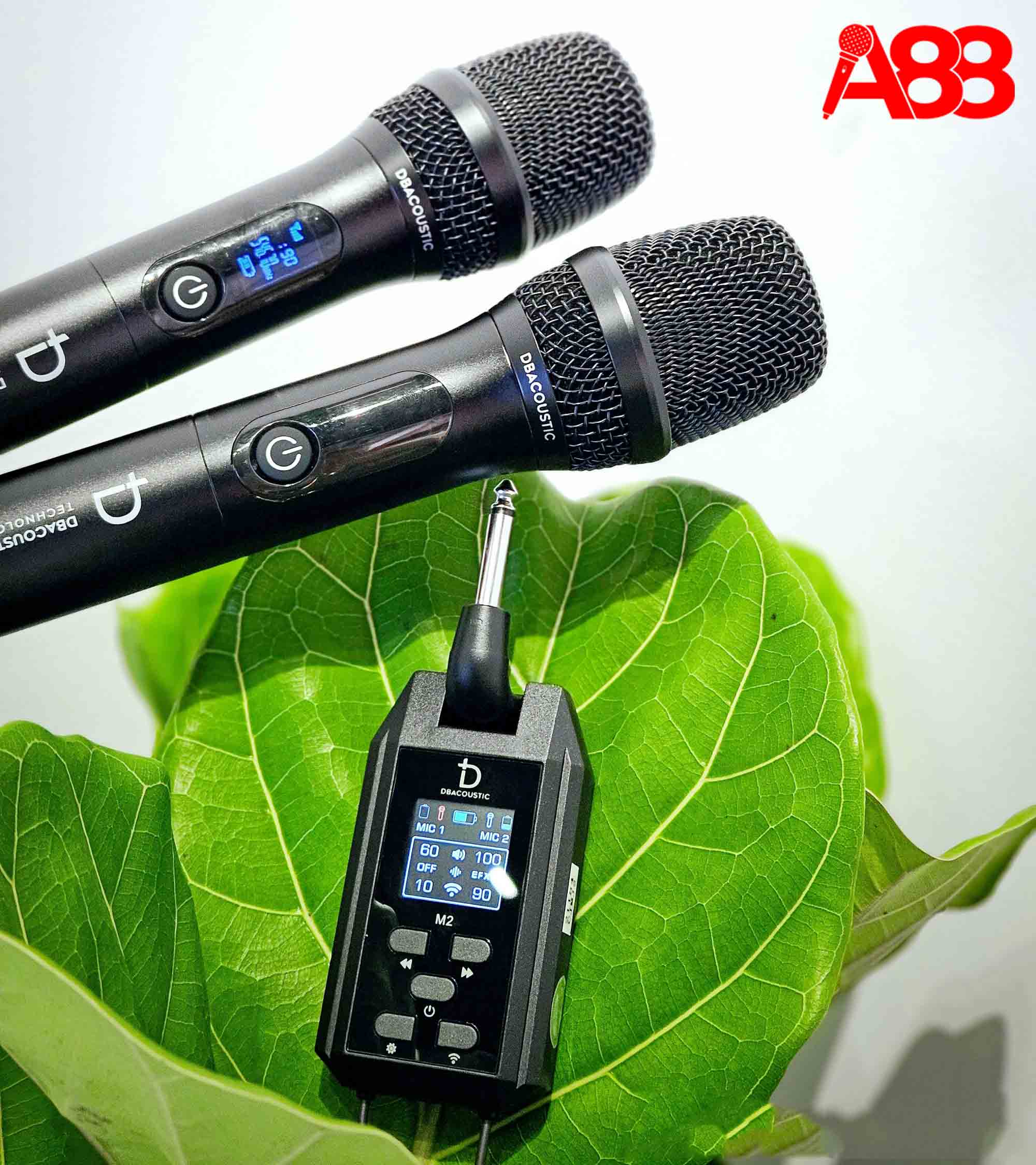 Micro không dây DBacoustic M2