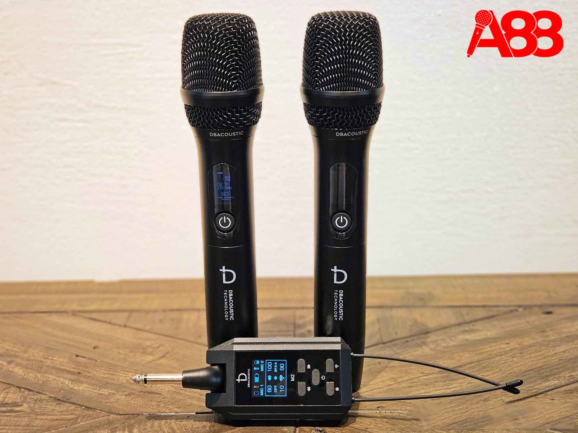 Micro không dây DBacoustic M2