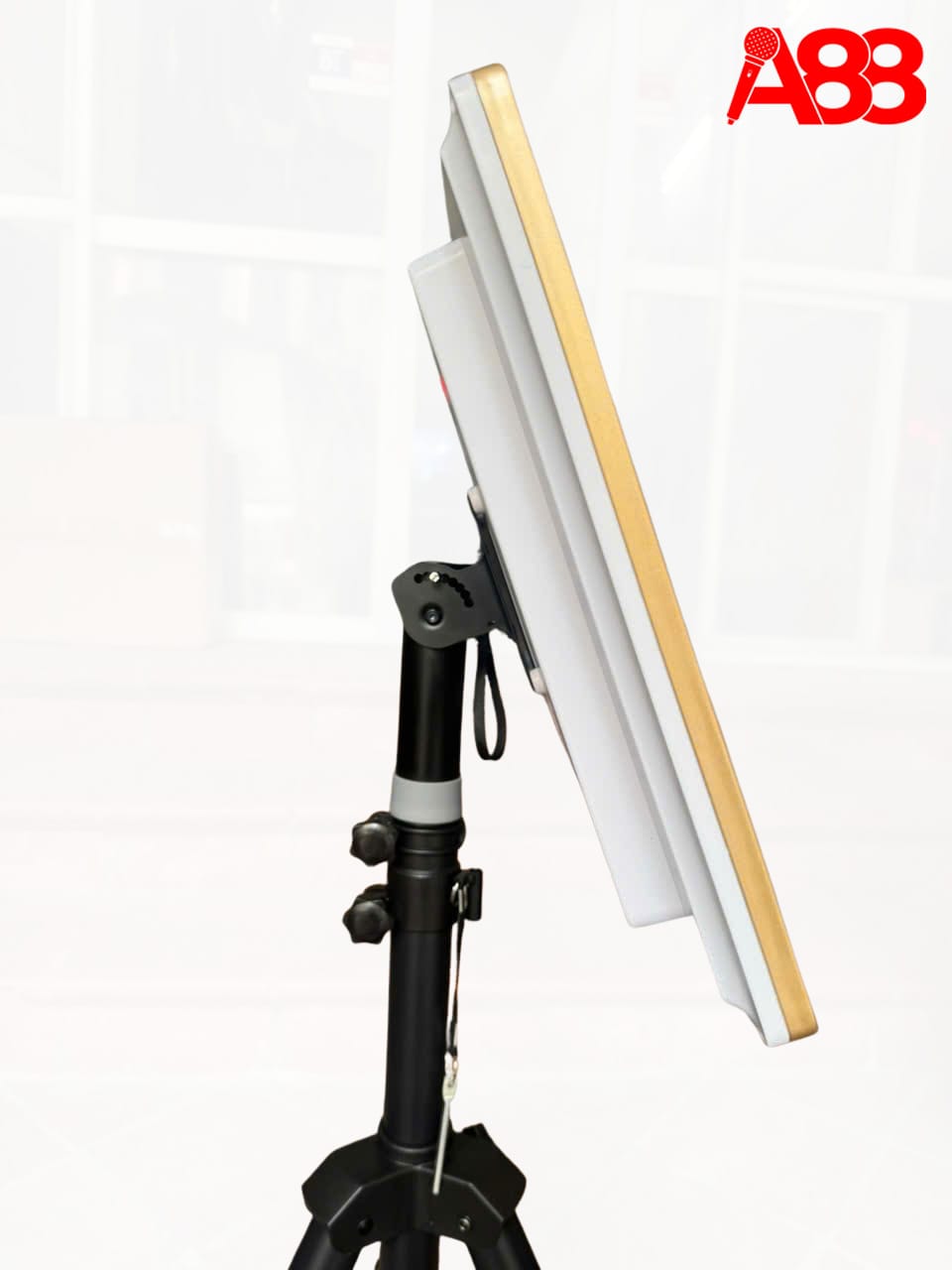 Màn hình cảm ứng karaoke di động KCMS Màn hình cảm ứng karaoke di động KCMS