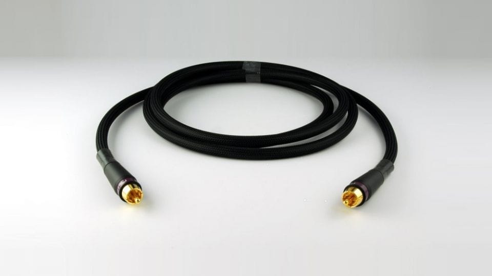 So sánh kết nối kỹ thuật số quang học (Optical) và đồng trục (Coxial)