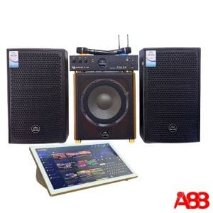 Dàn karaoke gia đình 3 thế hệ